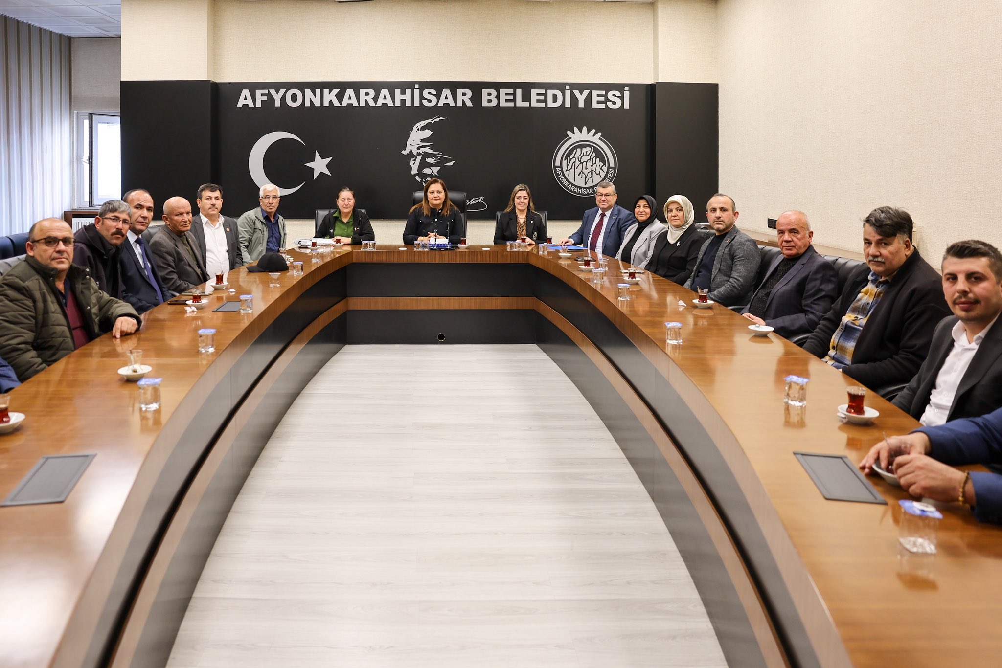 Başkan Köksal Muhtarlarla Bi̇r Araya Geldi̇ (2)