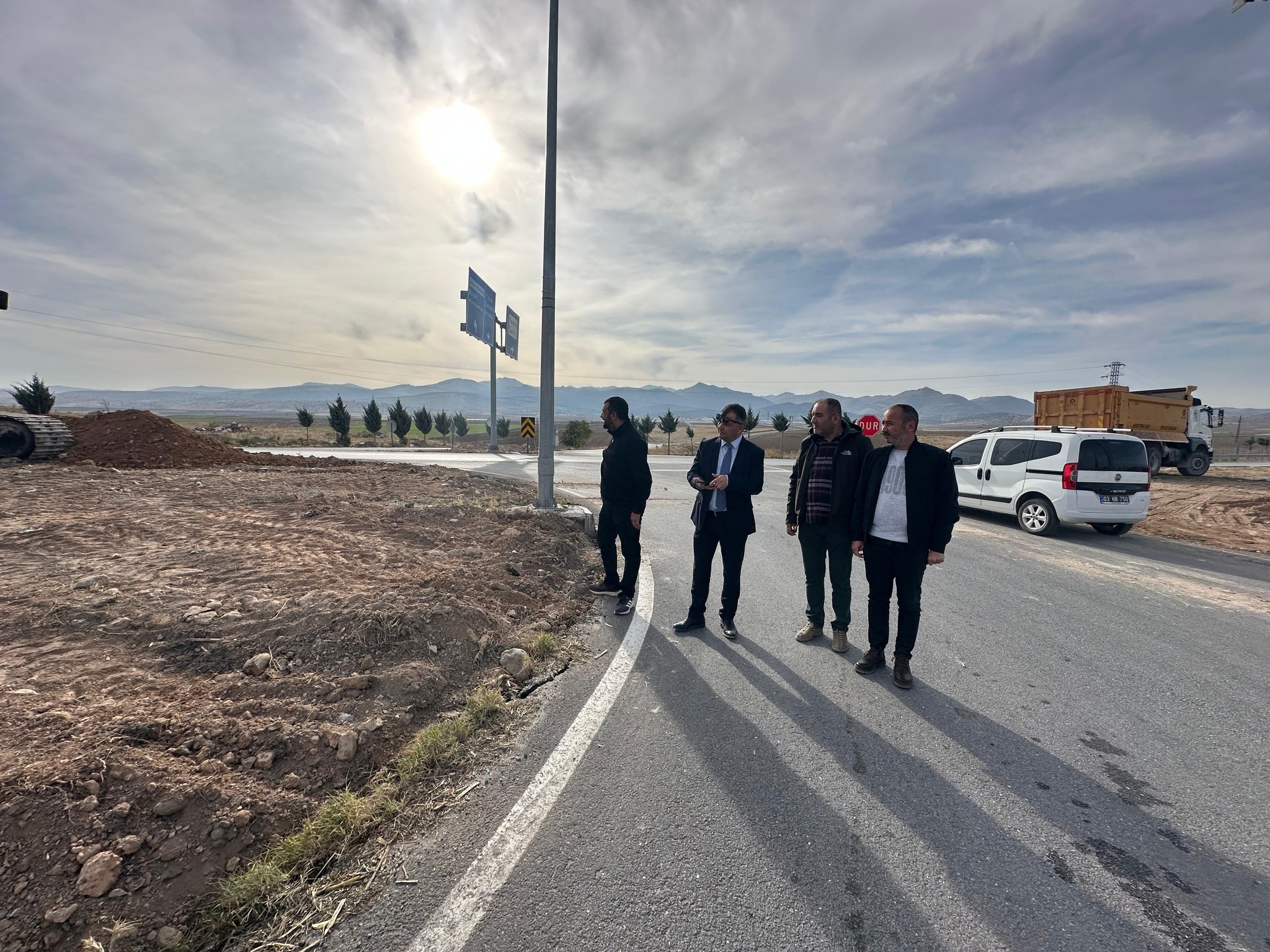 Başkan Koyuncu Kavşak Düzenlemeleri̇ni̇ Yeri̇nde İnceledi̇ (2)
