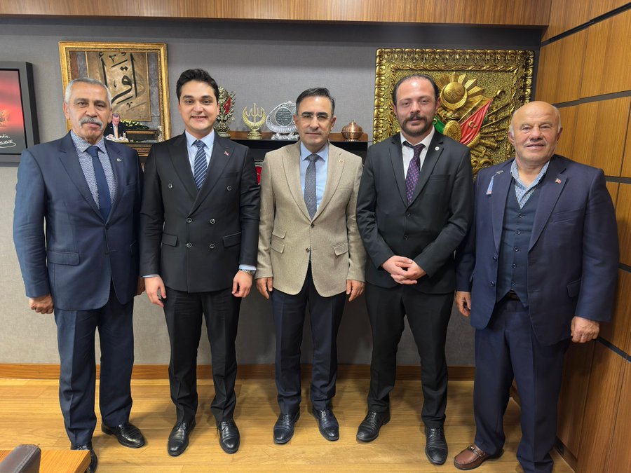 Çankiri Heyeti̇nden Ak Parti̇li̇ Veki̇llere Zi̇yaret (1)