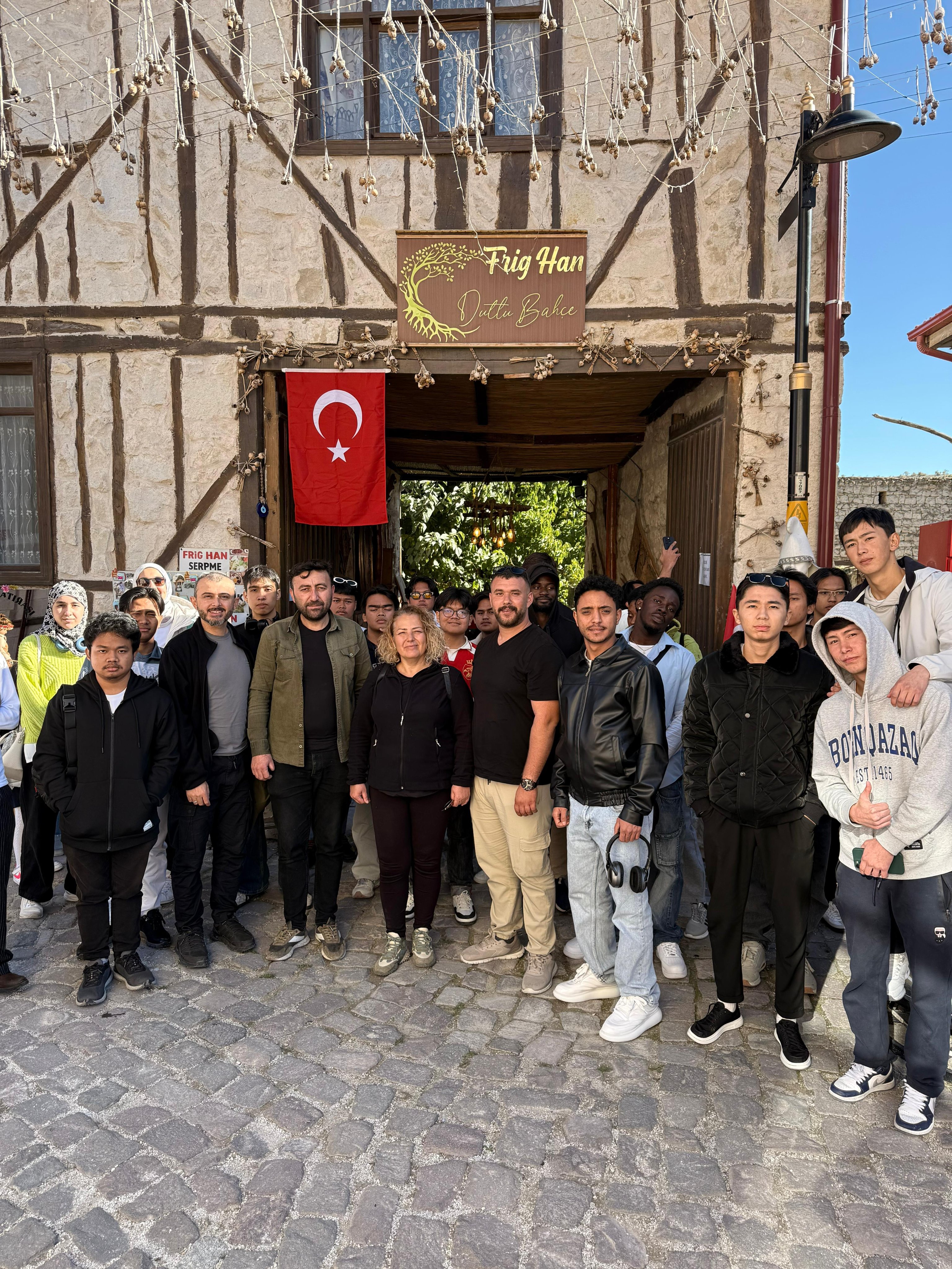 Cumhuri̇yeti̇n 102. Yilinda Fri̇gya’da Anlamli Temi̇zli̇k Etki̇nli̇ği̇ (2)