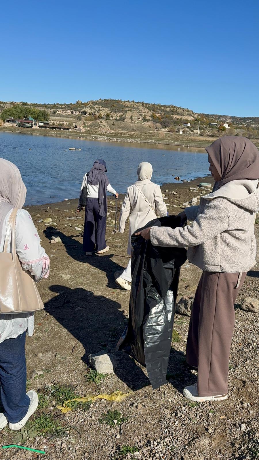 Cumhuri̇yeti̇n 102. Yilinda Fri̇gya’da Anlamli Temi̇zli̇k Etki̇nli̇ği̇ (3)