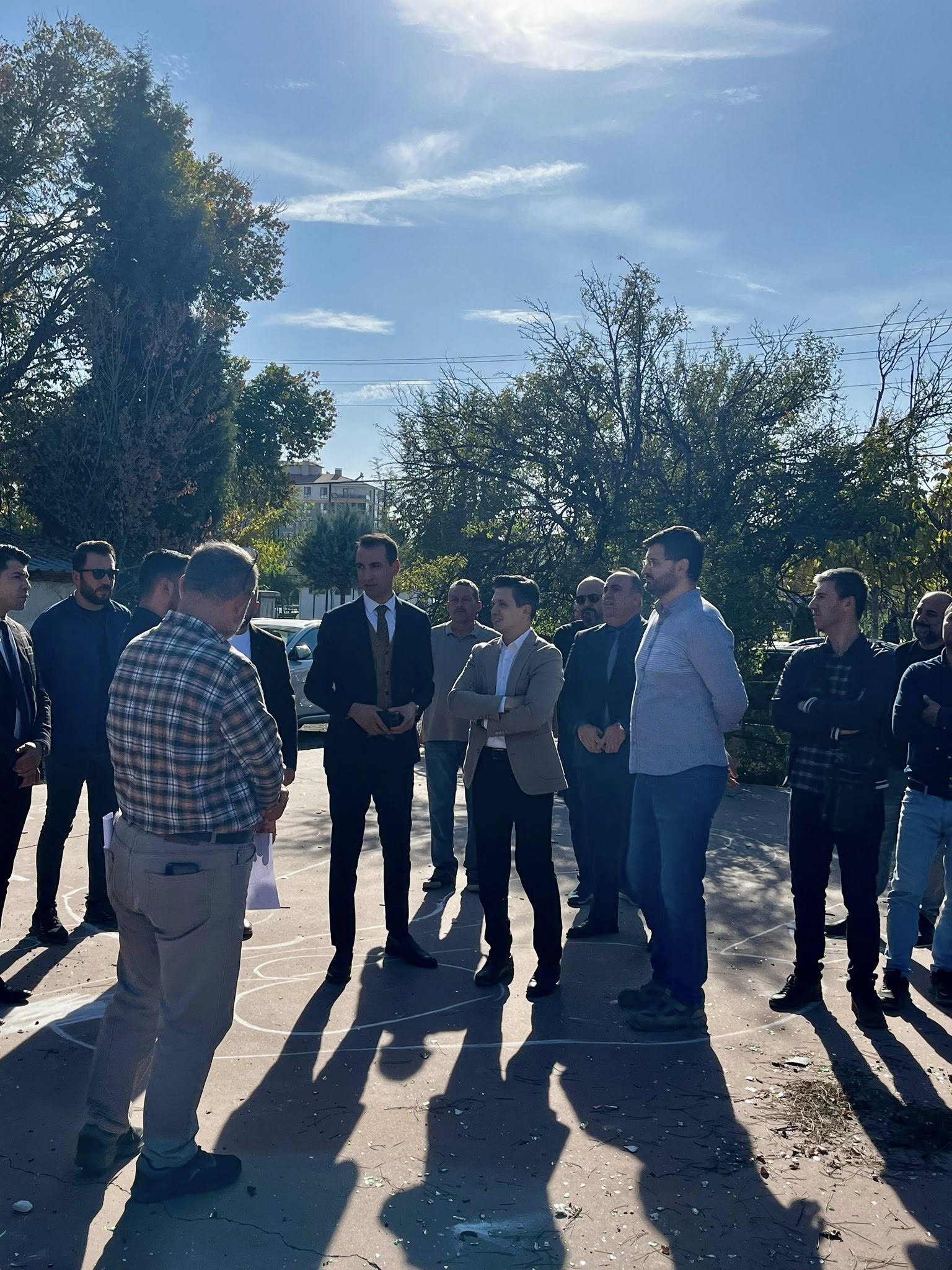 Dazkiri’da Cumhuri̇yet İlkokulu’nun İnşaati Başliyor 1