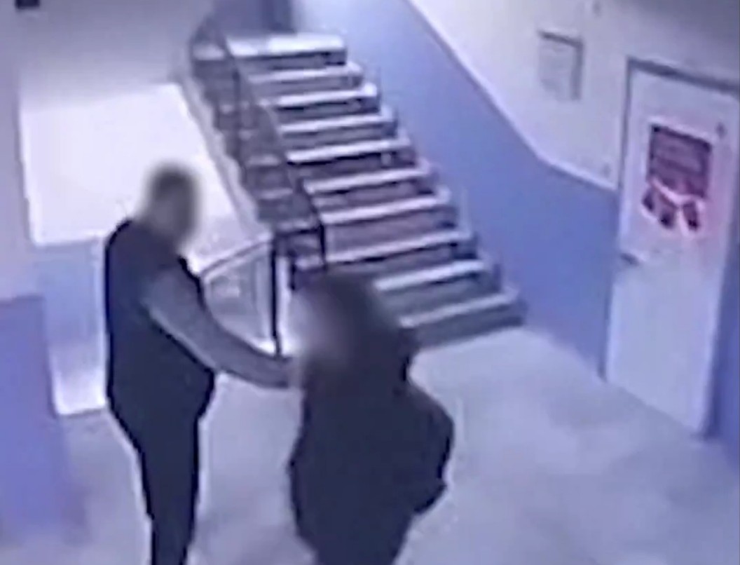 Dd6E17C2 28F7 43B7 9183 2996532E5Cd5