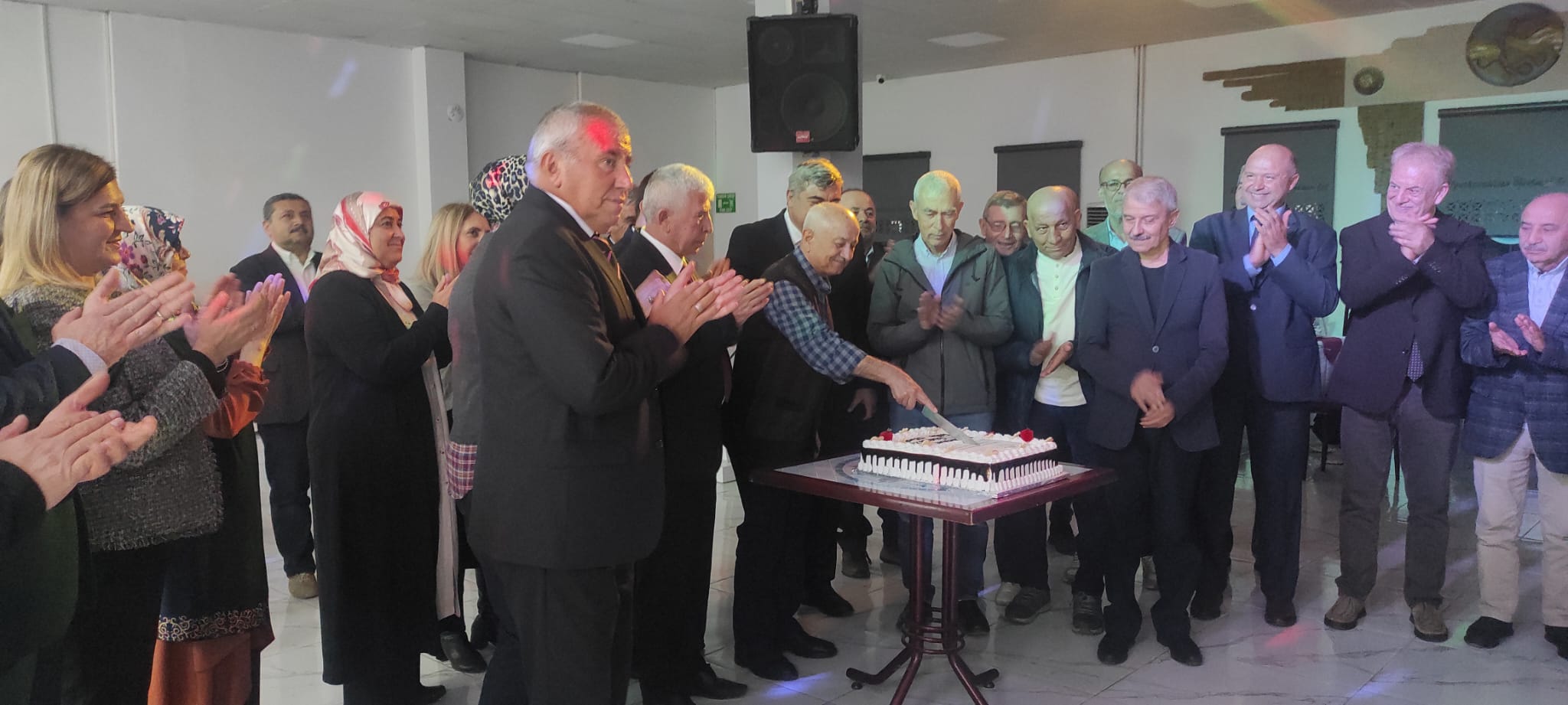 Emekli̇ Öğretmenlere Vefa Dolu Gece (1)