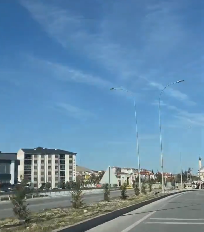 Emi̇rdağ’da 10 Ki̇lometreli̇k Alana Yeşi̇l Dokunuş (2)