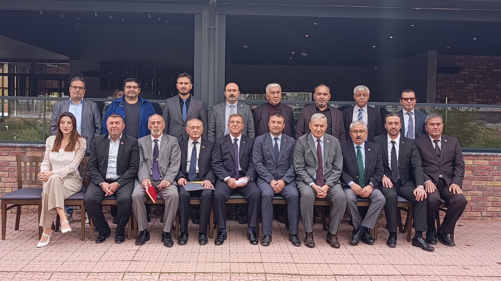 F6F33F75 Ee11 424B Aa1E 2007C5B49371