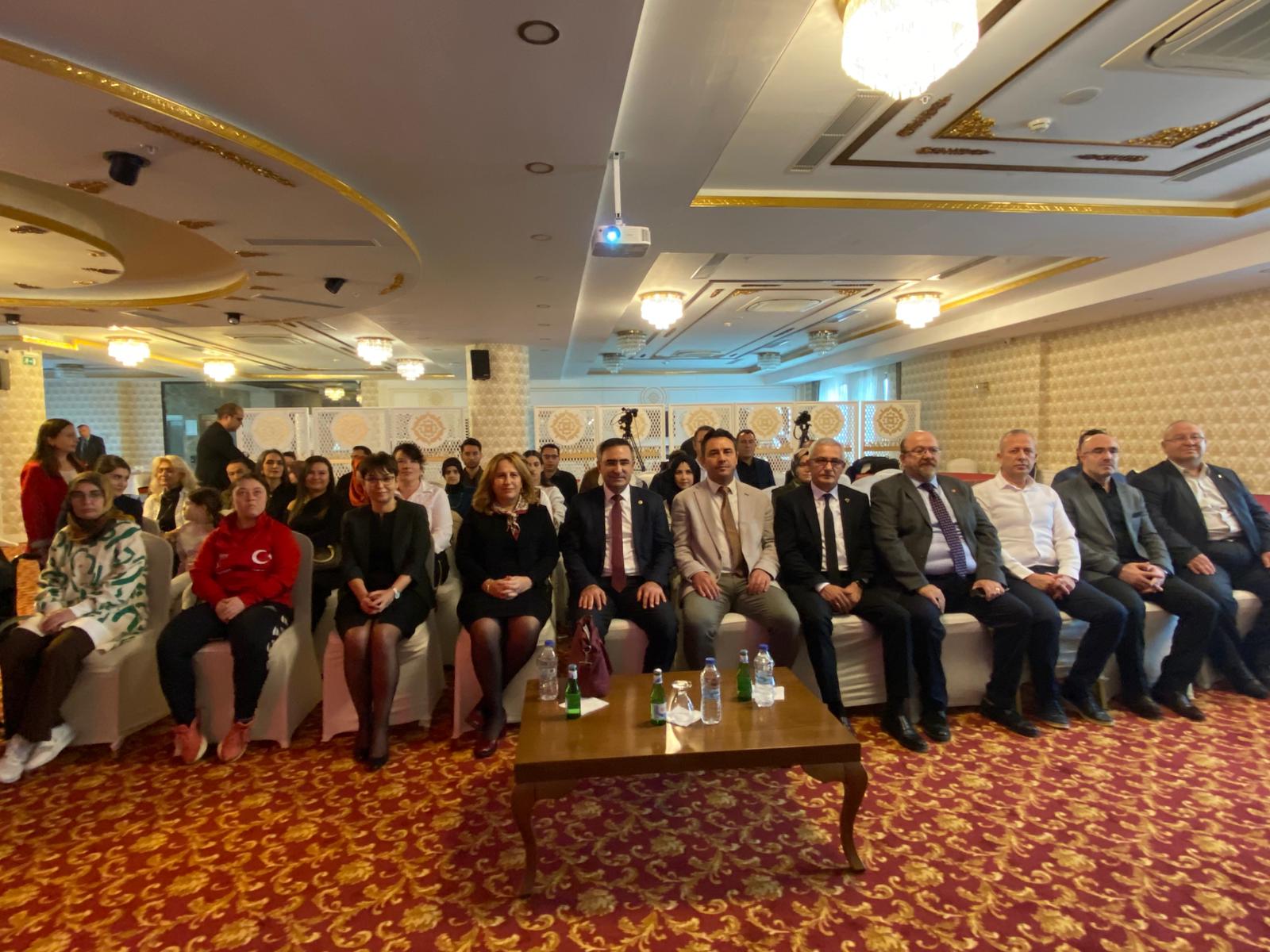 I M G 20251108 W A0109