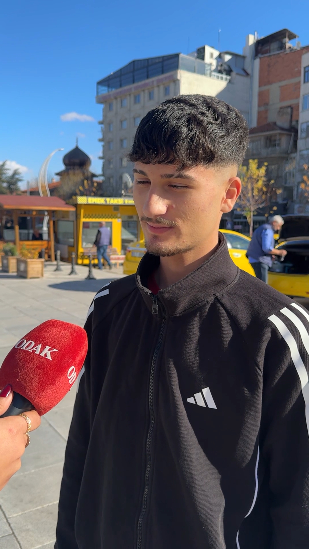 I M G 9508. M O V Snapshot 00.01.675