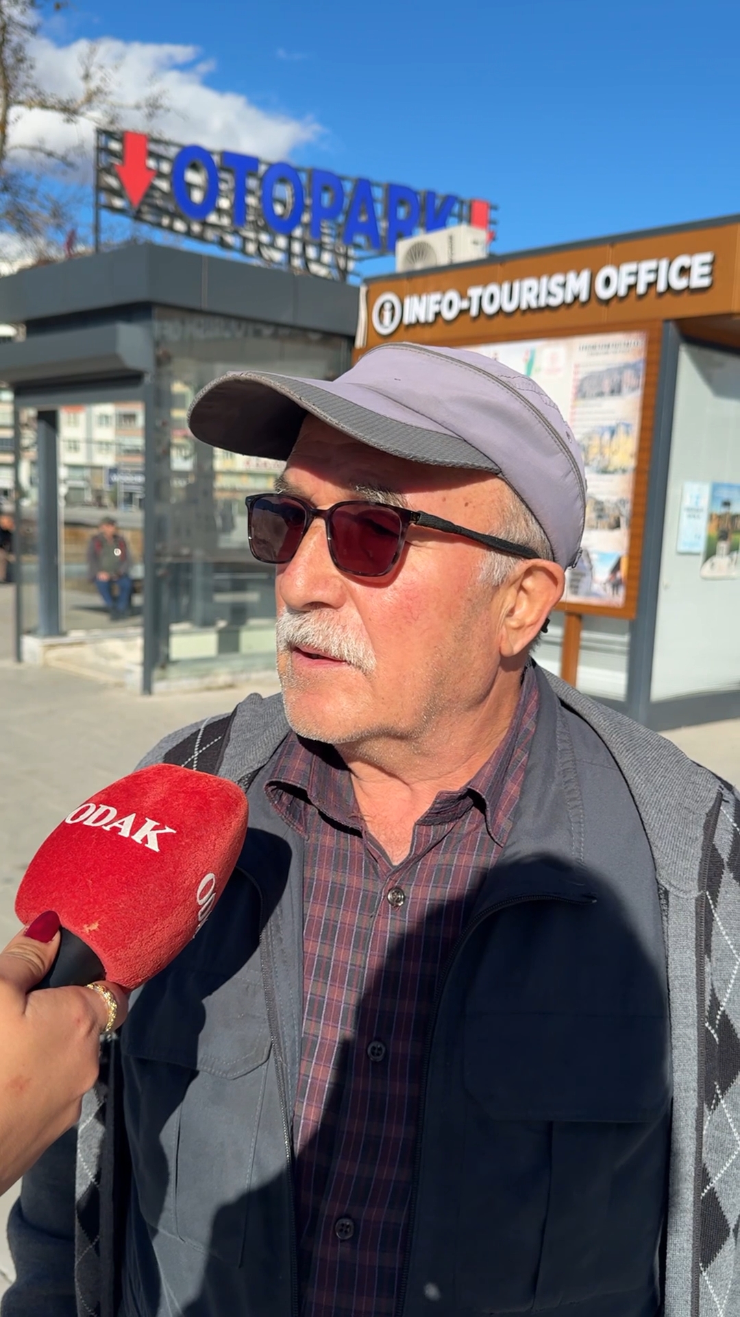 I M G 9518. M O V Snapshot 00.00.598