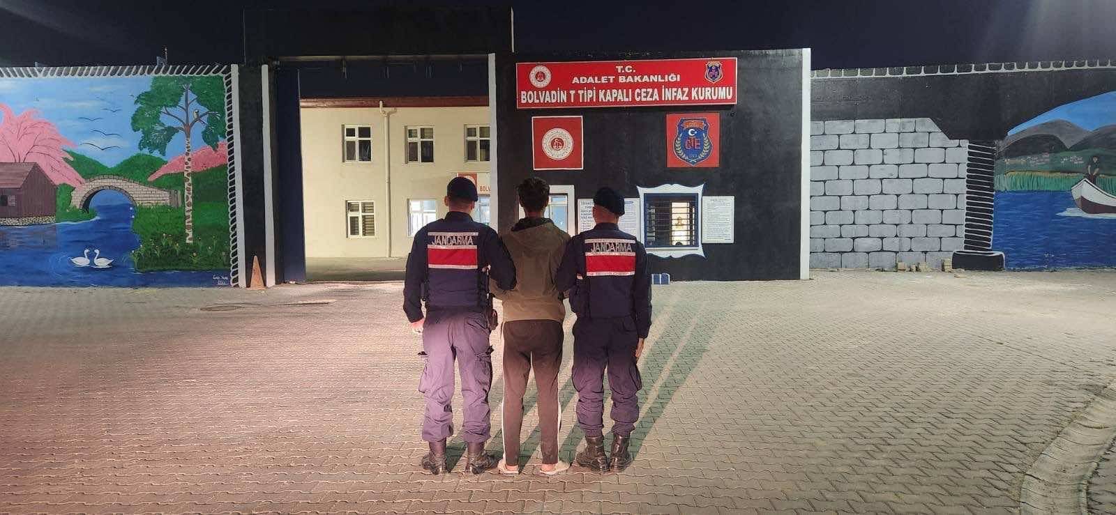 İl Jandarmadan Suçlulara Geçi̇t Yok 60 Ki̇şi̇ Yakalandi 2