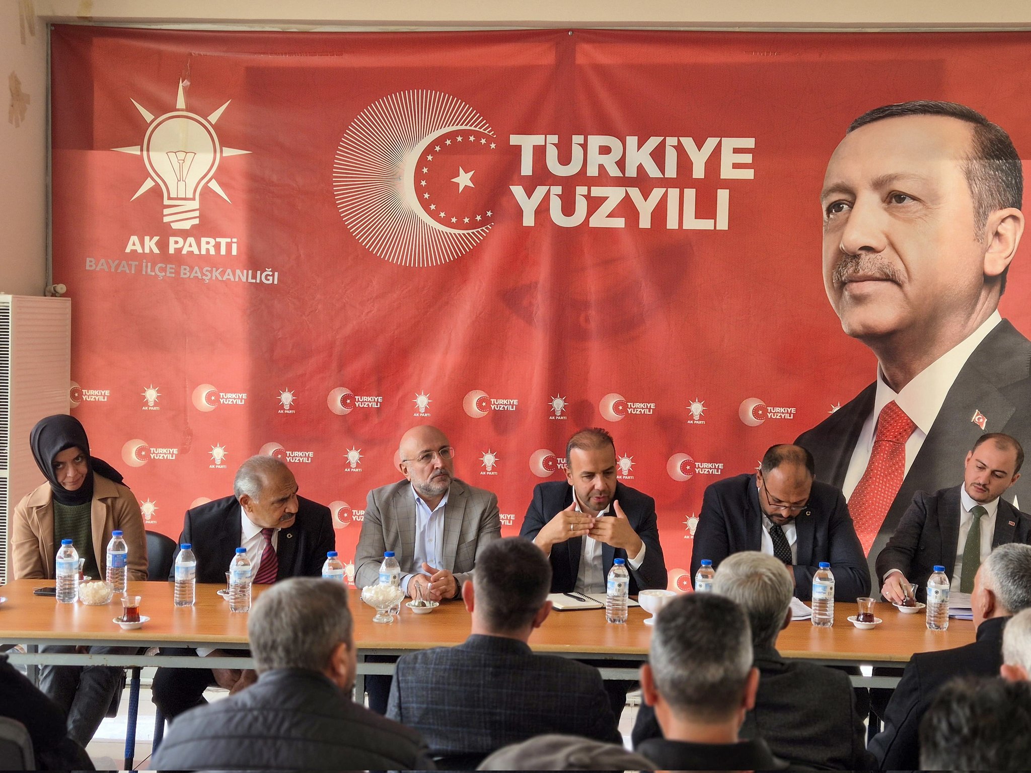 İl Koordi̇natörü Gülteki̇n’den Bayat İlçe Teşki̇latina Zi̇yaret (4)