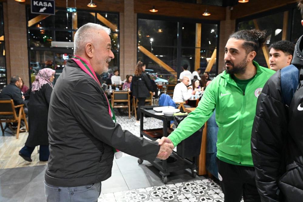 Komşu Takim Başkanla Buluştu 3