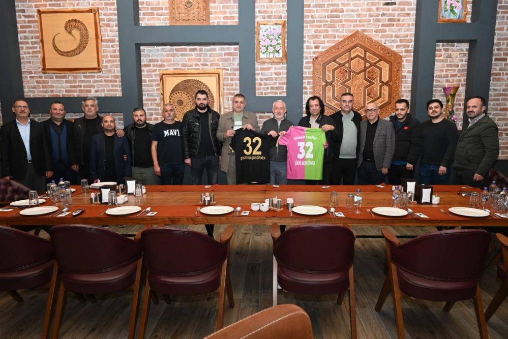 Komşu Takim Başkanla Buluştu .,,