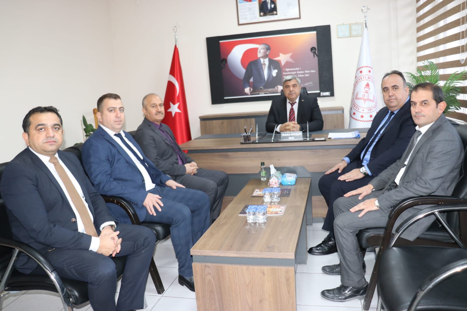 Müdür Sünnetci̇ Dazkiri’ya Neden Gi̇tti̇ 1