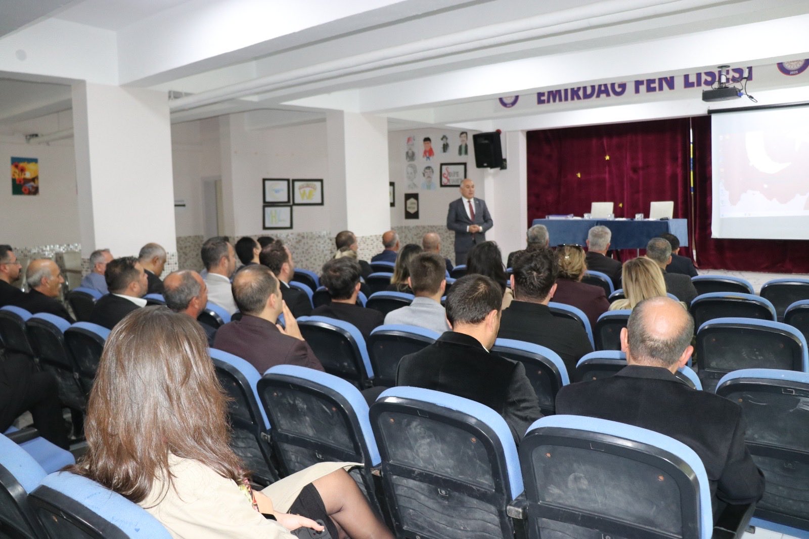 Müdür Sünnetci̇’den Emi̇rdağ’da Yoğun Eği̇ti̇m Programi (10)