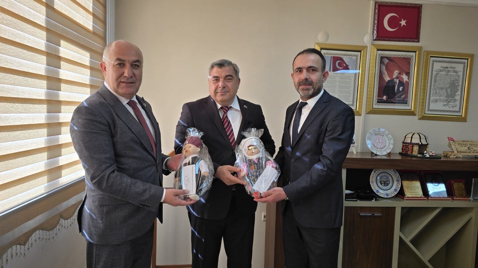 Müdür Sünnetci̇’den Emi̇rdağ’da Yoğun Eği̇ti̇m Programi (3)