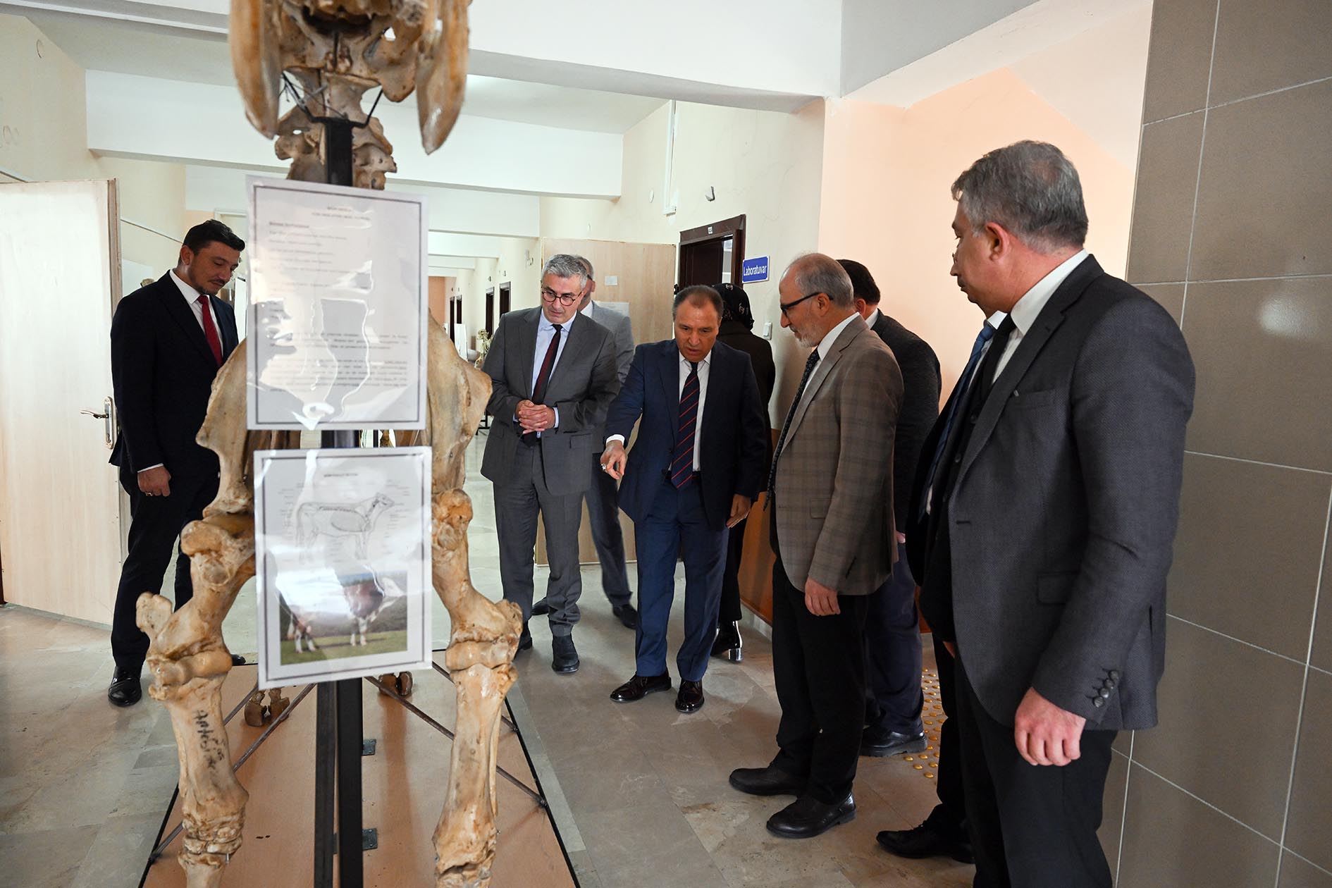 Rektör Karakaş, Bayat Ve Emi̇rdağ Myo’da İncelemelerde Bulundu (3)