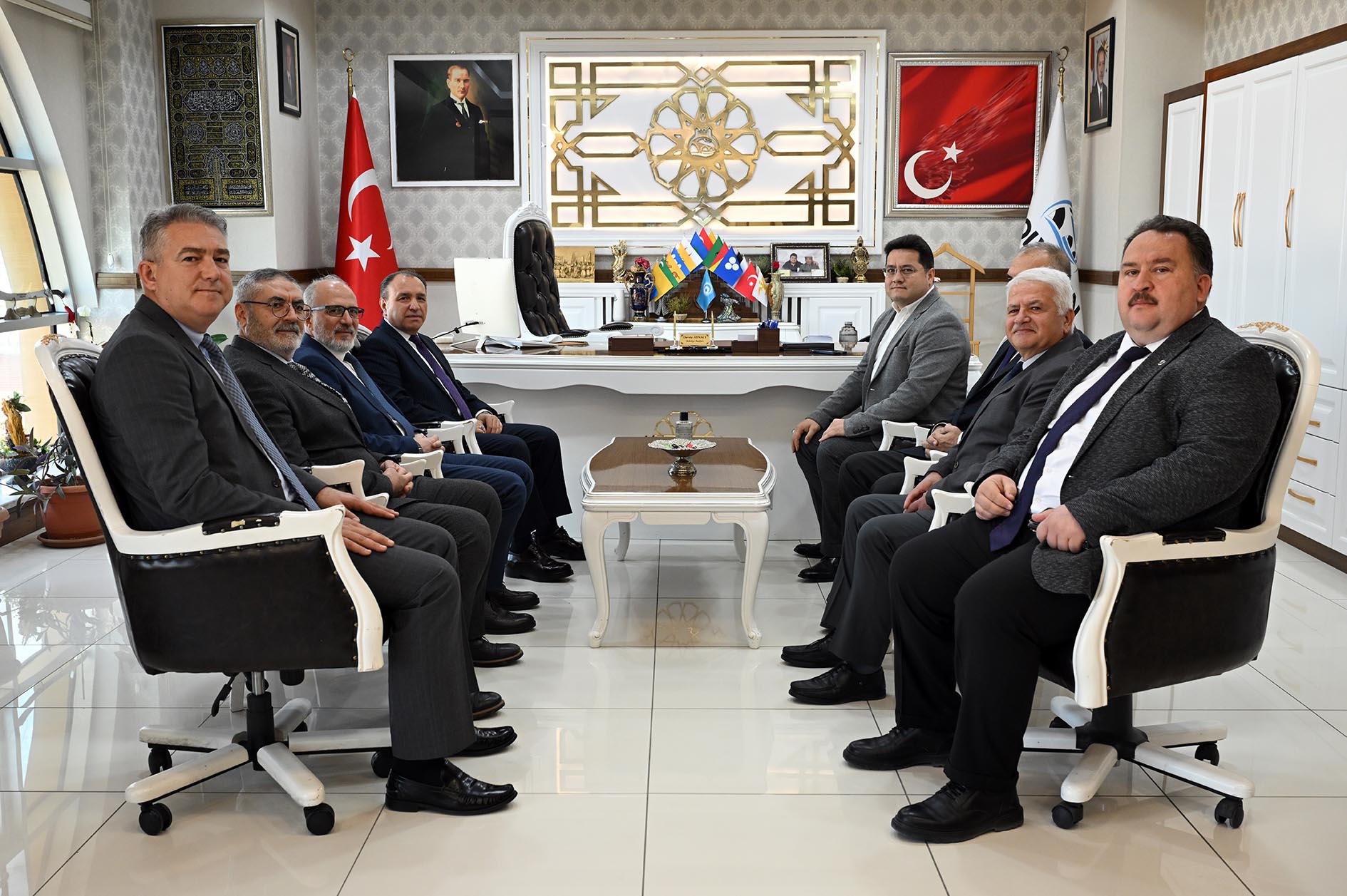 Rektör Karakaş Bolvadi̇n’de Akademi̇k Bi̇ri̇mler Ve İlçe Yöneti̇mi̇yle Yoğun Temas Trafi̇ği̇ (5)