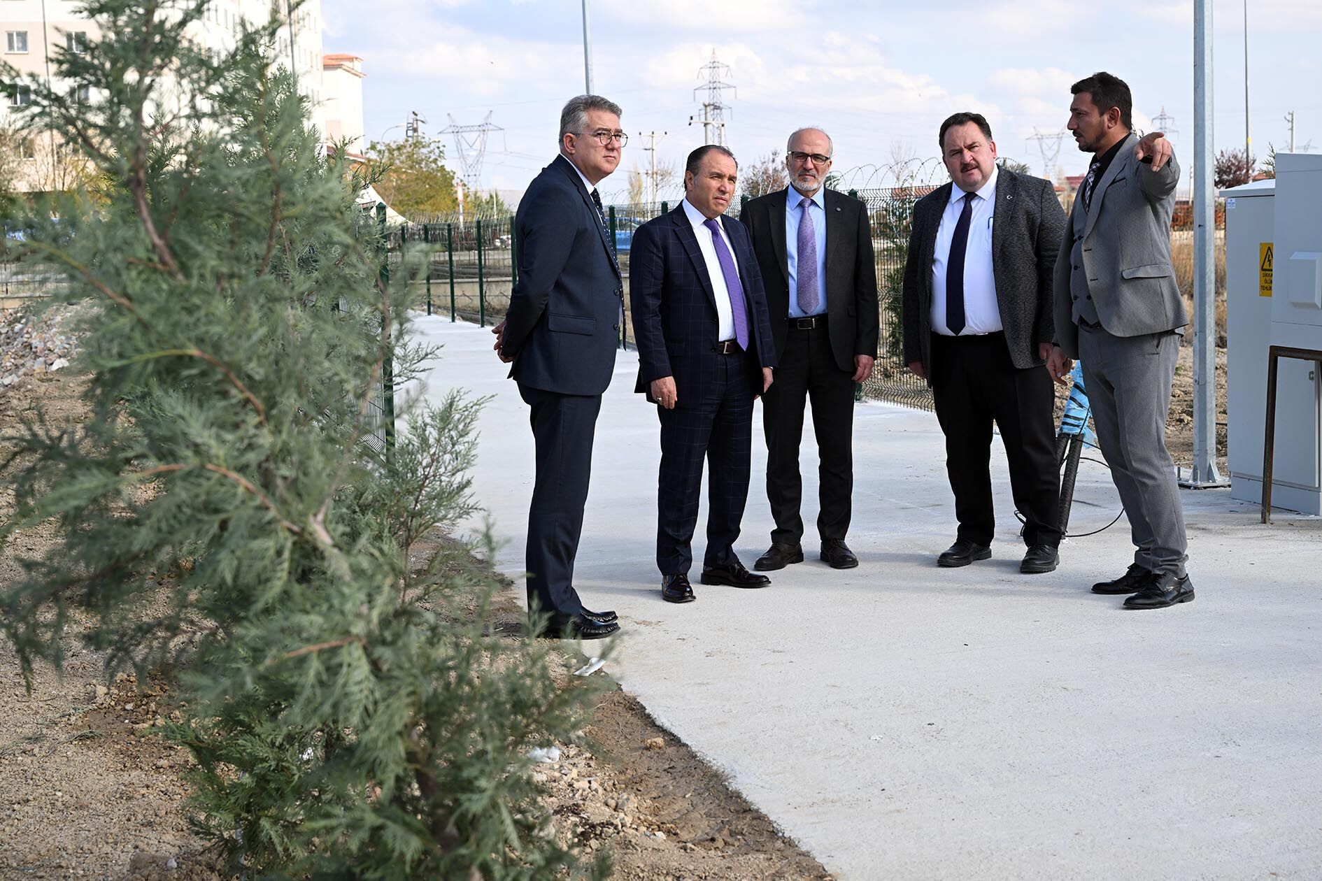 Rektör Karakaş’tan Şuhut Myo Ve İlçe Zi̇yaretleri̇ (10)