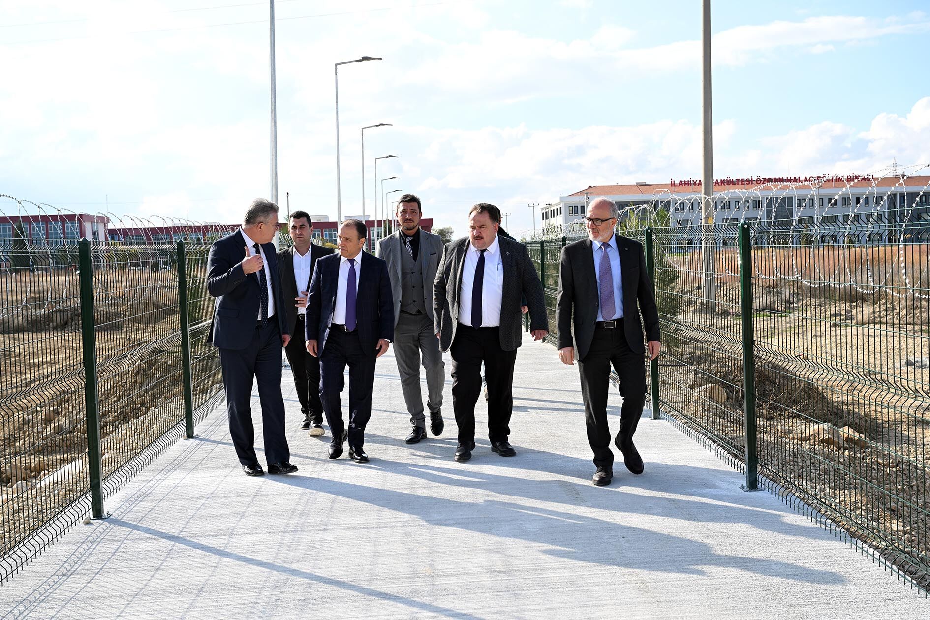 Rektör Karakaş’tan Şuhut Myo Ve İlçe Zi̇yaretleri̇ (11)