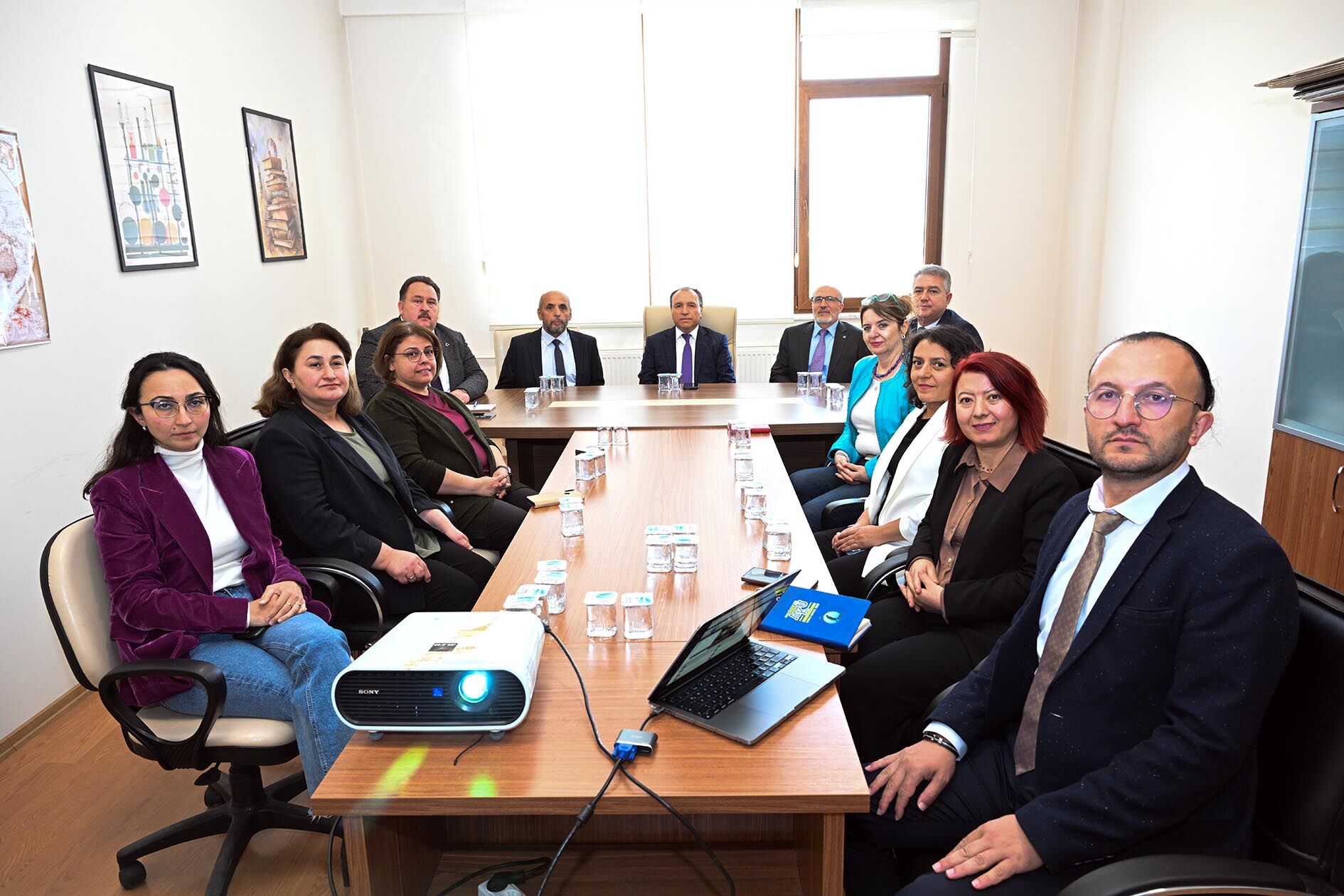 Rektör Karakaş’tan Şuhut Myo Ve İlçe Zi̇yaretleri̇ (3)