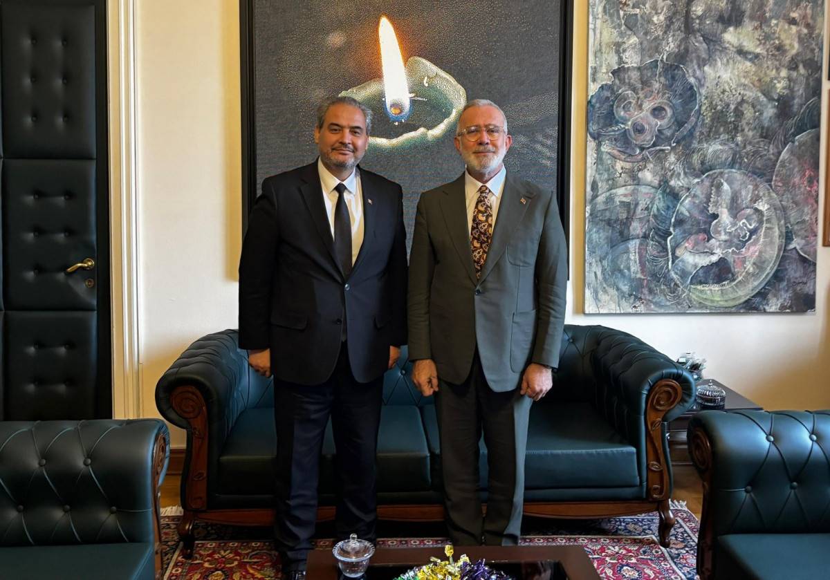 Rektörü Aslan’dan Mecli̇ste Nezaket Zi̇yareti̇