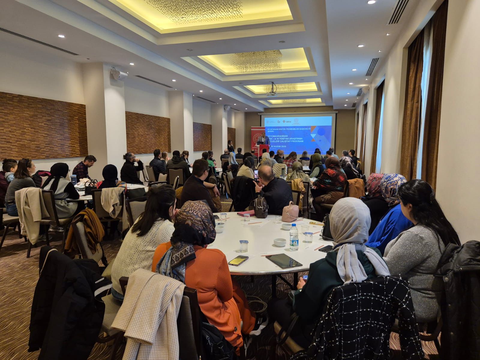 Tübi̇tak 2204 Proje Çaliştayi Afyonkarahi̇sar’da Başladi (2)