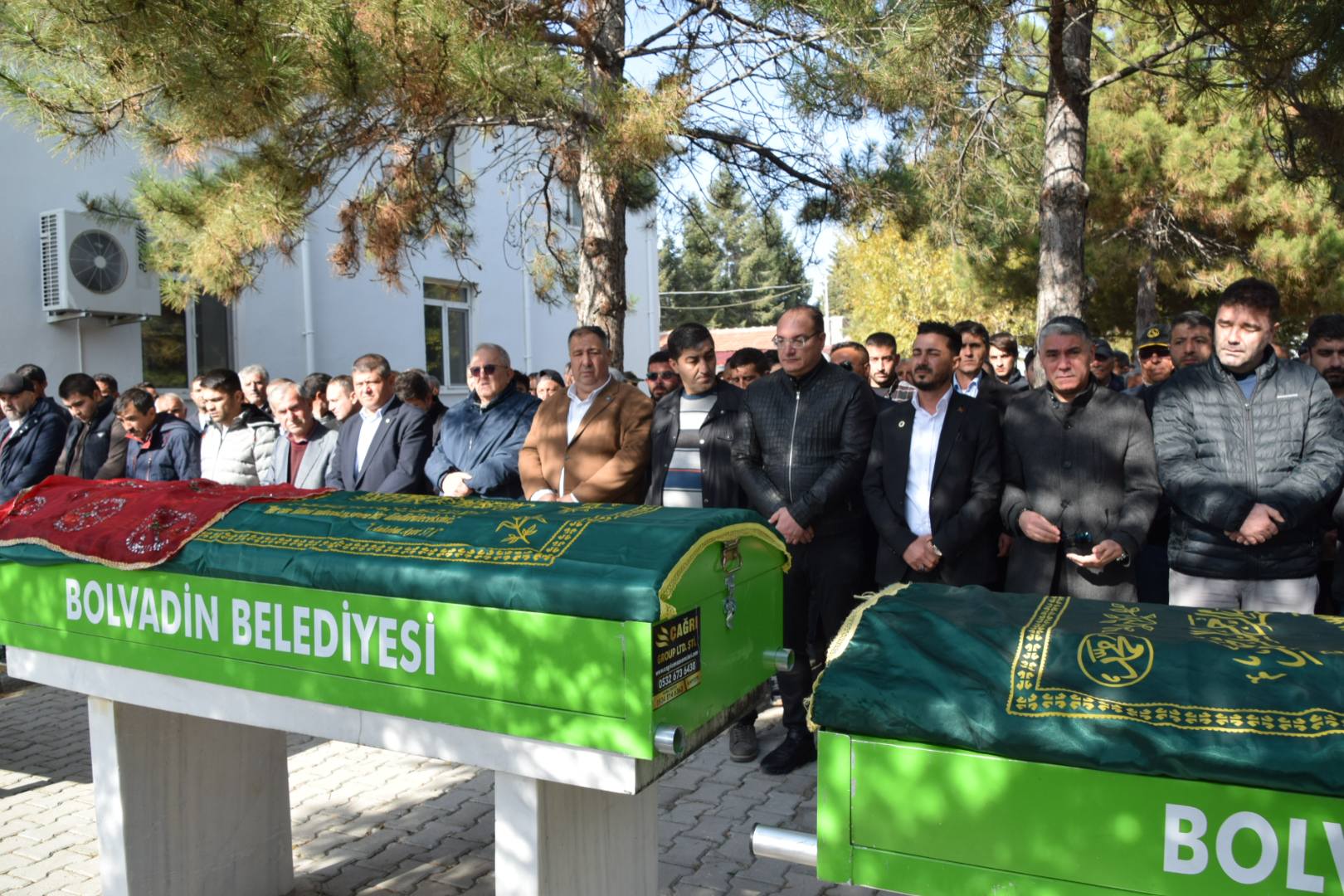 Tüm Türki̇ye’ni̇n Konuştuğu Anne Ve Çocuklari Son Yolculuğuna Uğurlandi 1