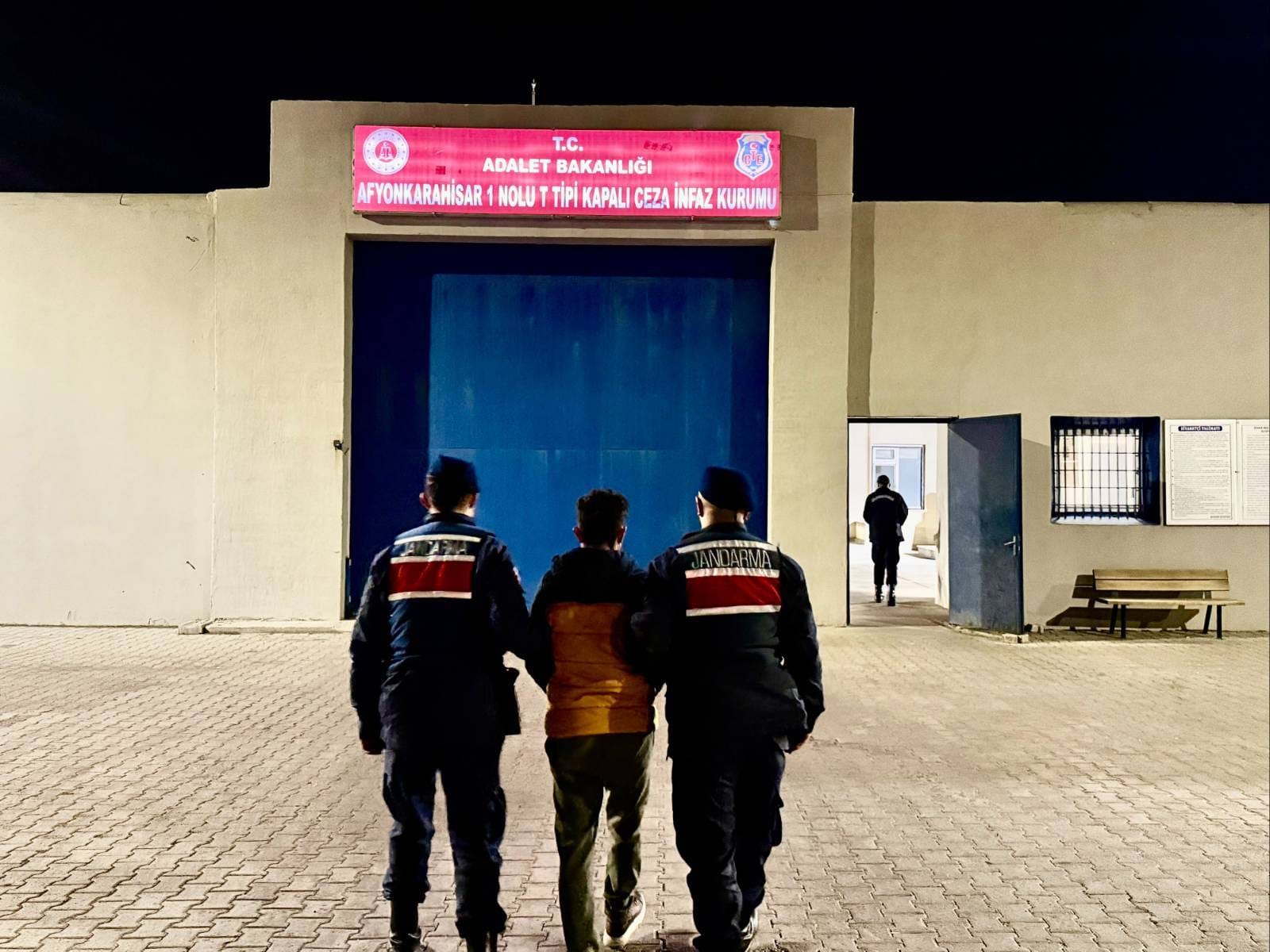 Whatsapp Image 2025 11 21 At 15.16.29