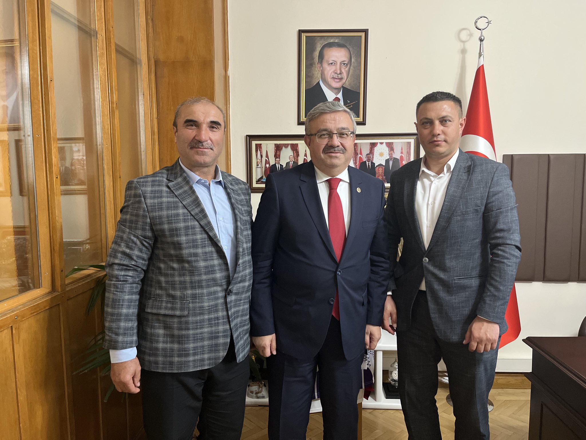 Yurdunuseven’e Tbmm’de Yoğun Zi̇yaret Trafi̇ği̇ (2)