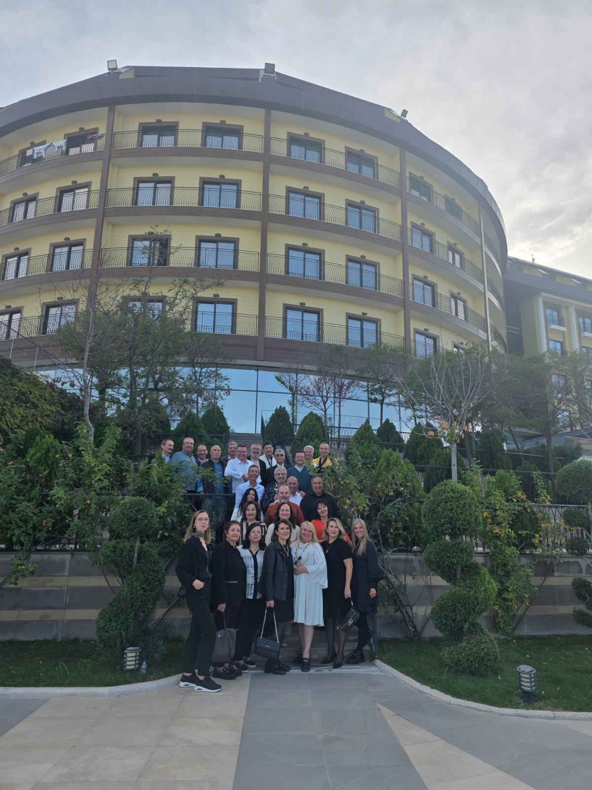 Zaman 80’Lere Döndü Afyon Li̇sesi̇ 1983 Mezunlarindan Duygusal Buluşma 2