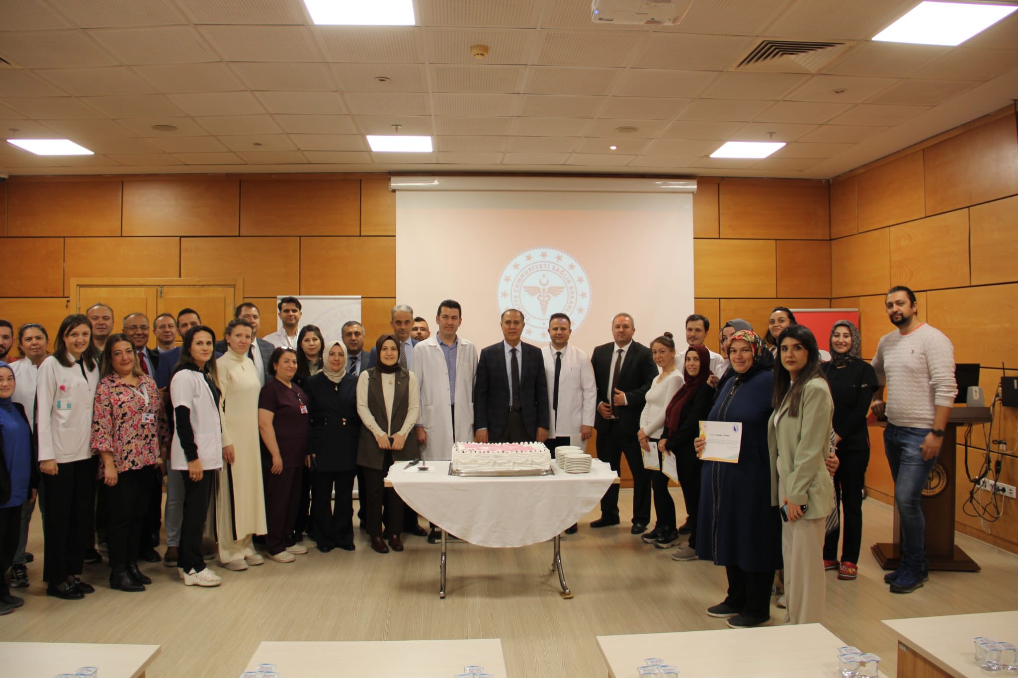 593605620 1293228392843369 6533902439108063464 N