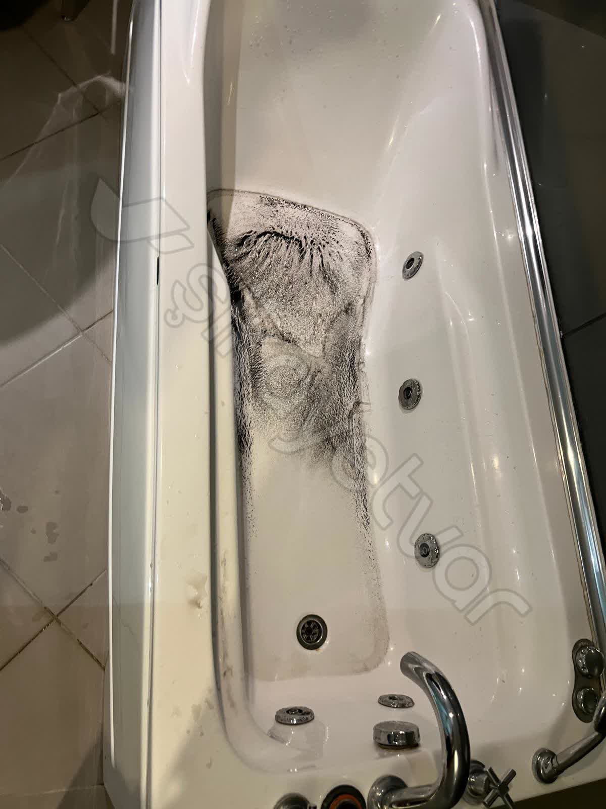 61314764 8203 4Bcd 87C7 3Dd75F222C58