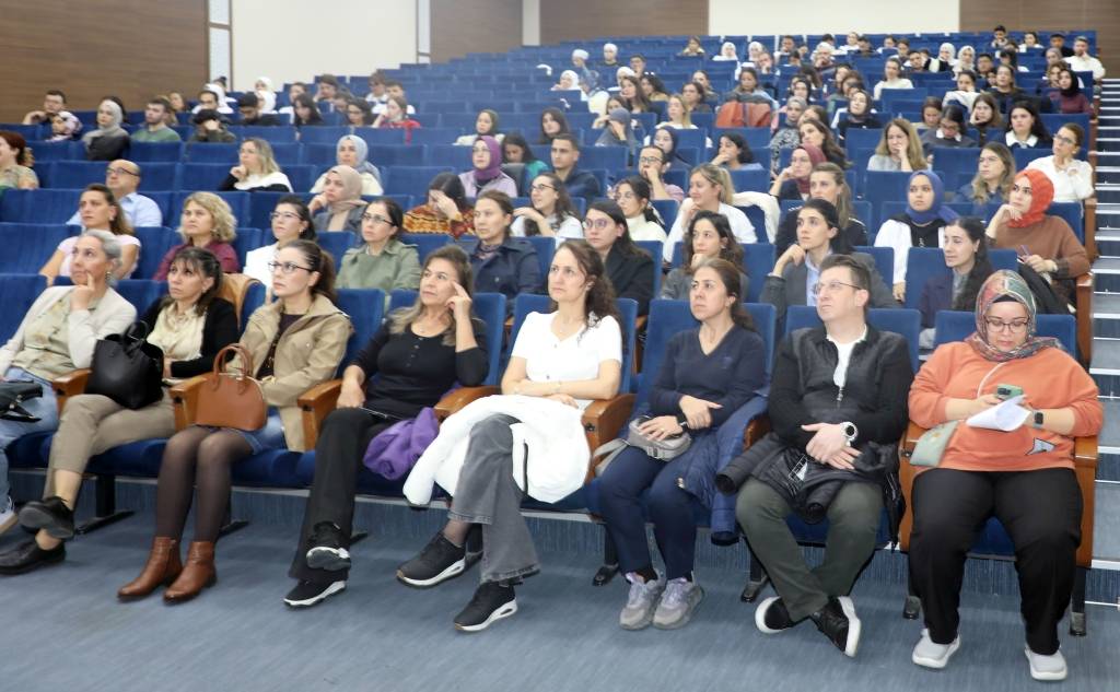 Afsü’de Akademi̇k Araştirmalarda Yapay Zekâ Dönemi̇ (1)