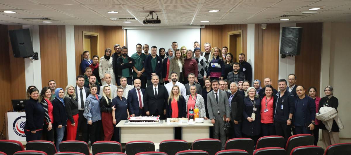 Afsü’de Tibbi̇ Sekreterler Günü Kutlandi (3)