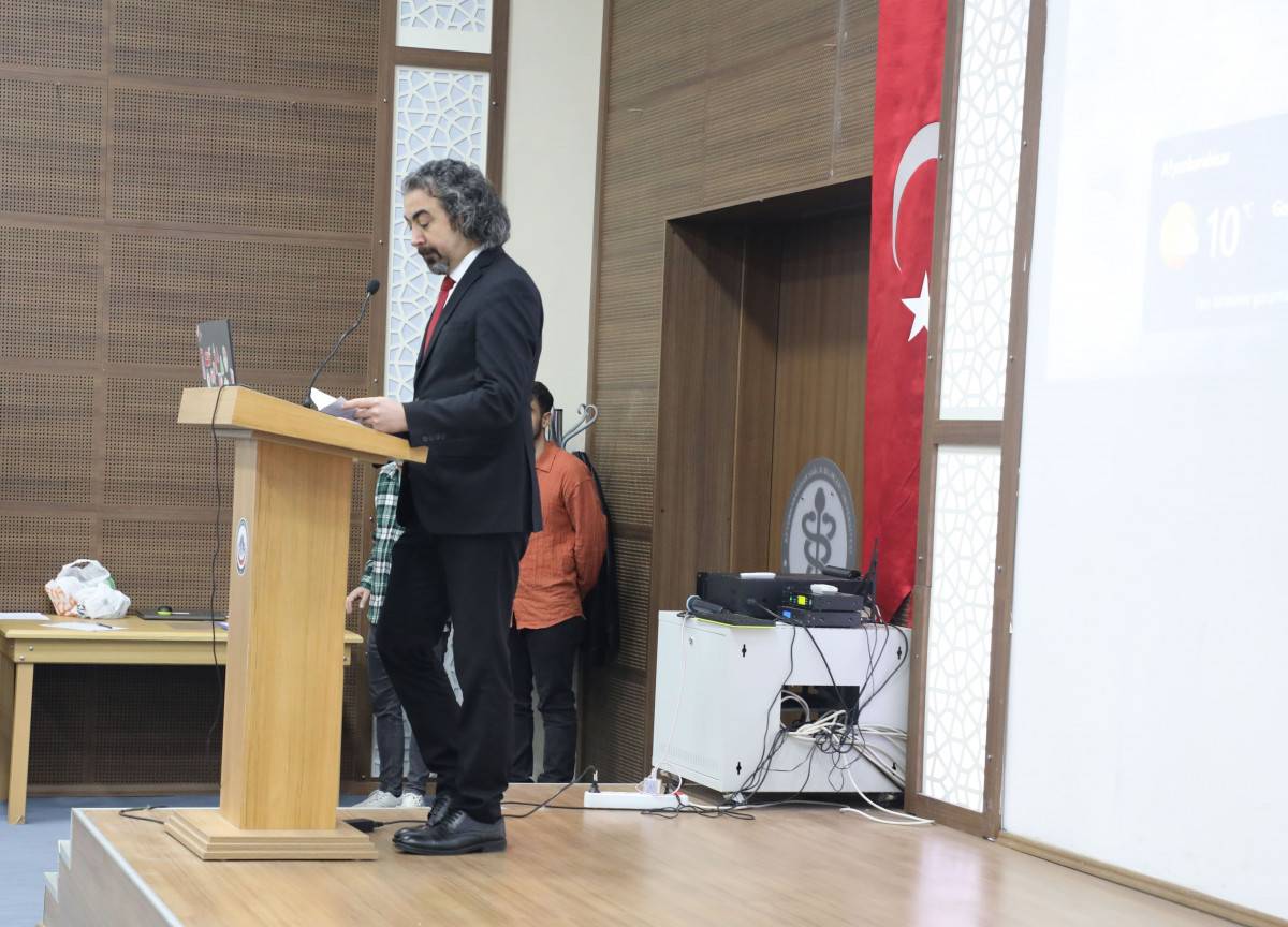 Afsü’de Yapay Zekâ Destekli̇ Bi̇yoi̇stati̇sti̇k Eği̇ti̇mi̇ Düzenlendi̇ (2)