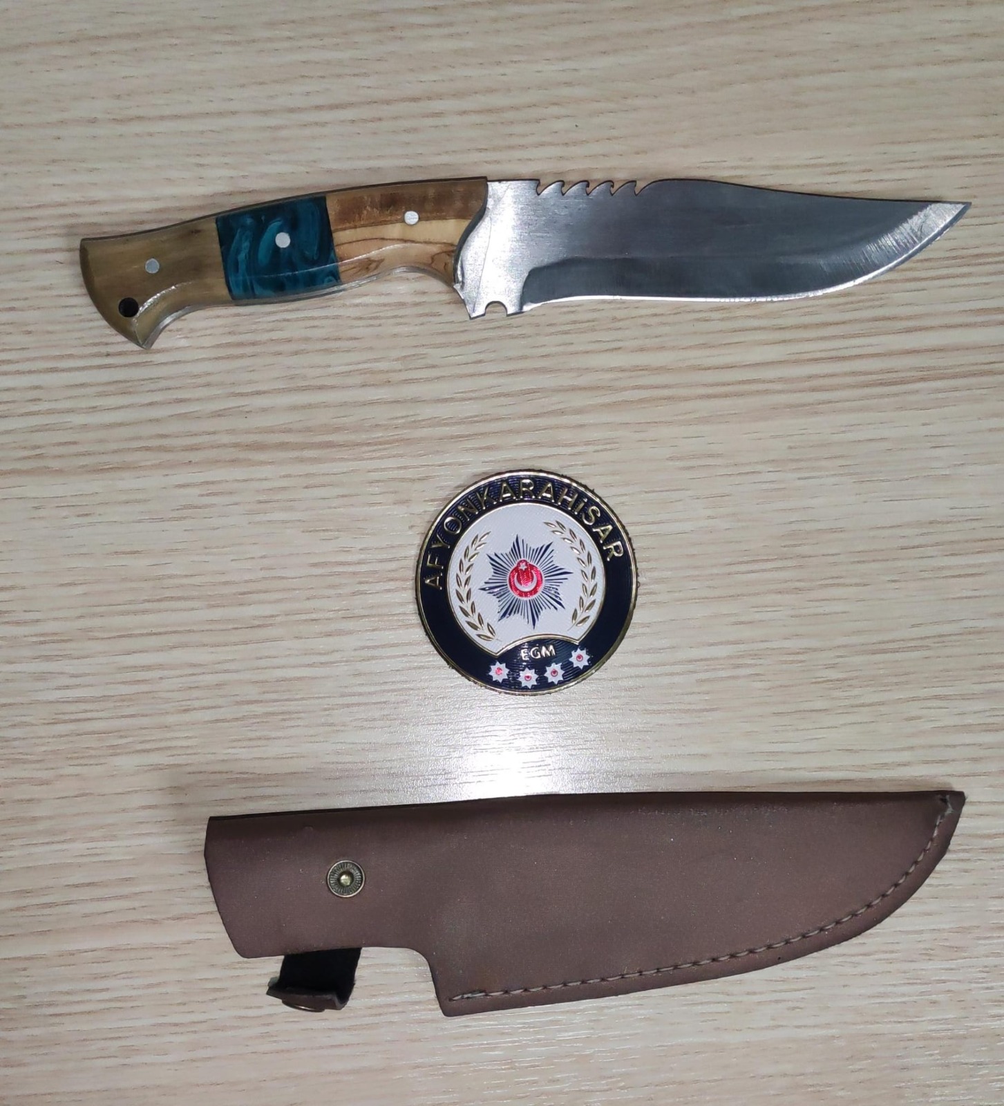 Afyon Emni̇yeti̇nden Kapsamli Uygulama 30 Şahis Gözaltinda 3