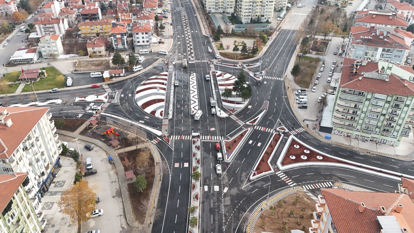 Afyon’da Hamburger Kavşağı Faaliyette 3