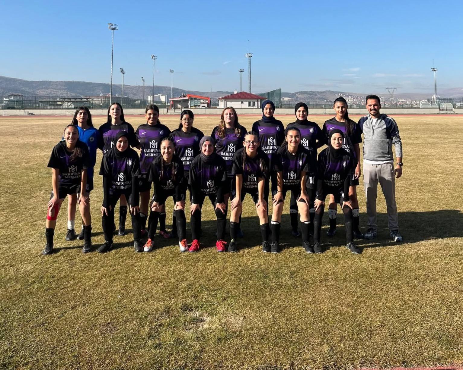 Afyon’da Hangi̇ Li̇se İl Şampi̇yonu Oldu 1