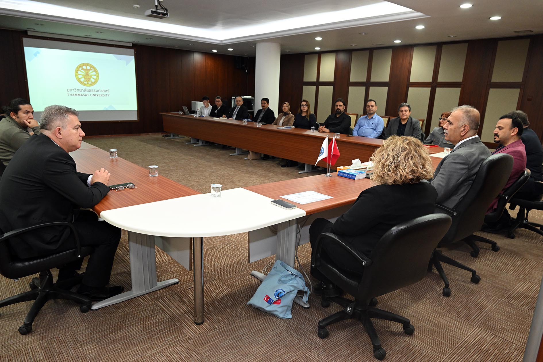 Akü, Küresel Sürdürülebi̇li̇rli̇k Hedefleri̇ İçi̇n İlk Adimi Atti (3)