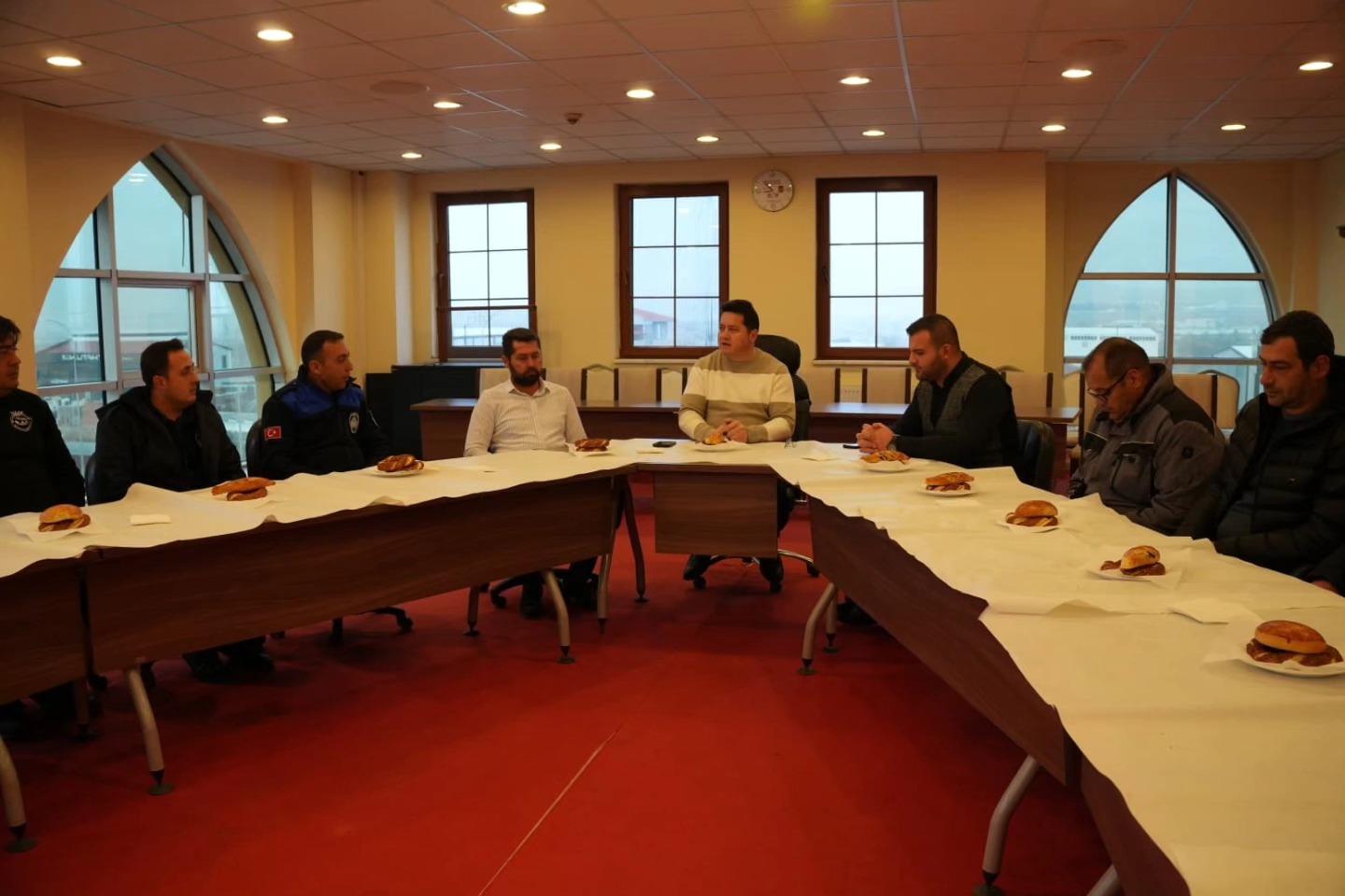 Başkan Aynaci Personeli̇yle Kahvaltida Buluştu 1