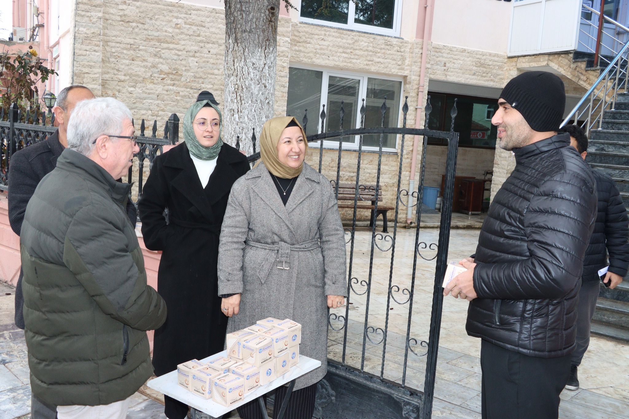 Başkan Kandi̇l Si̇mi̇di̇ Dağitti 2