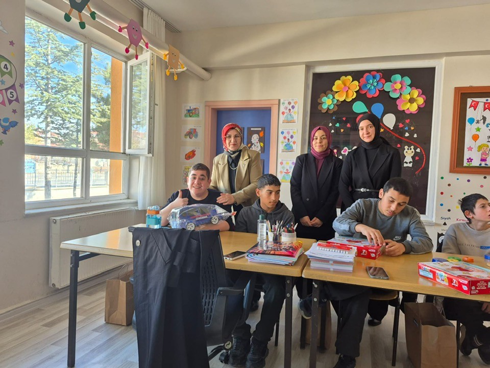 Bolvadi̇n’de Dayanişma Örneği̇ 2