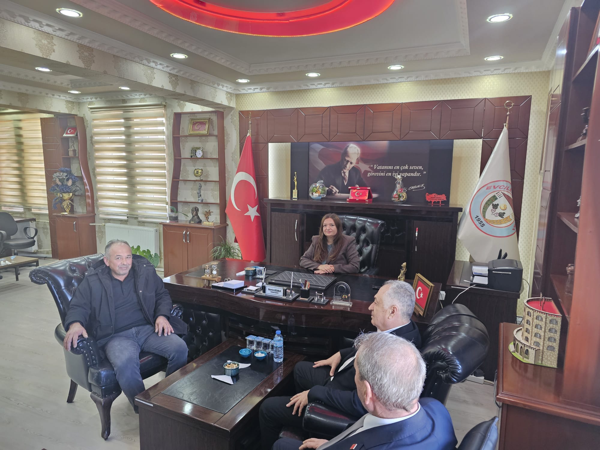 Chp Heyeti̇ Evci̇ler Ve Karaadi̇lli̇’de Sosyal Beledi̇yeci̇li̇ği̇ Değerlendi̇rdi̇ (2)