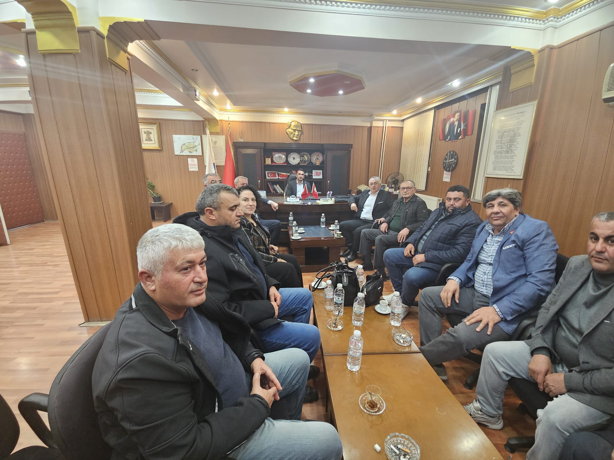 Chp Heyeti̇ Evci̇ler Ve Karaadi̇lli̇’de Sosyal Beledi̇yeci̇li̇ği̇ Değerlendi̇rdi̇ (6)