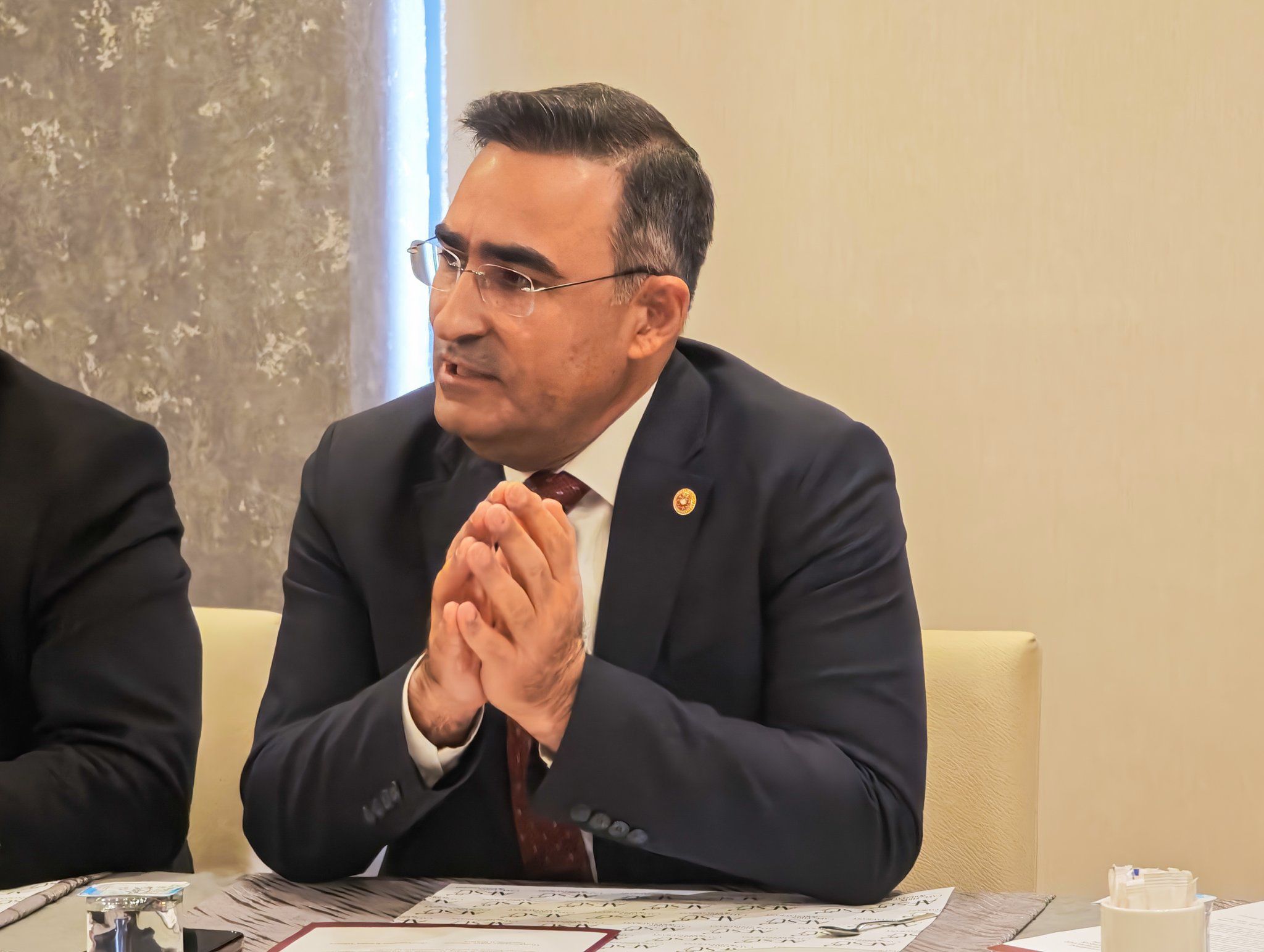 D18B4B51 C15A 4282 82Ef E2Dc405014De