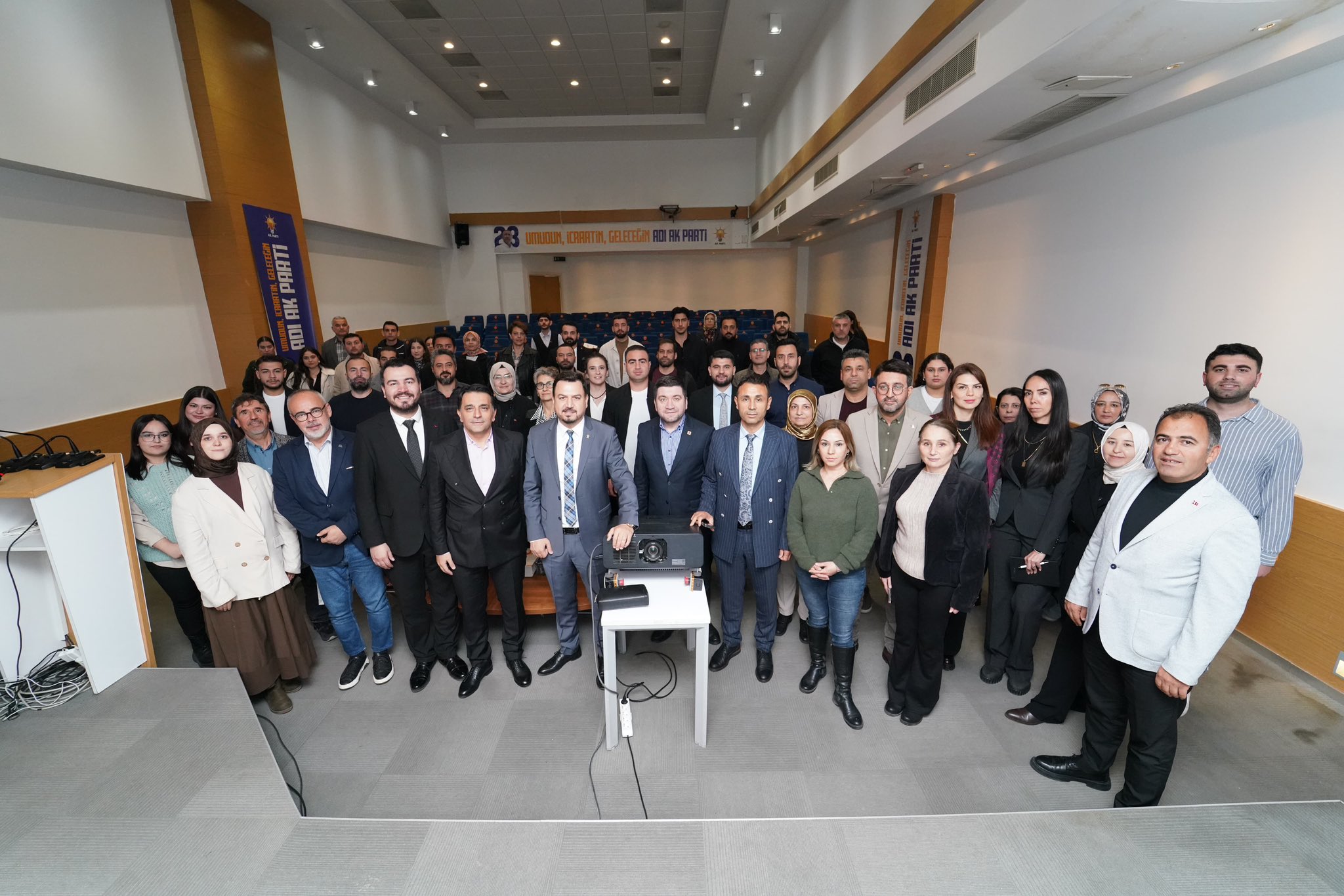 Ege’de Tanitim Ve Medya Zi̇rvesi̇ Başkan Sevi̇m De Katildi (4)