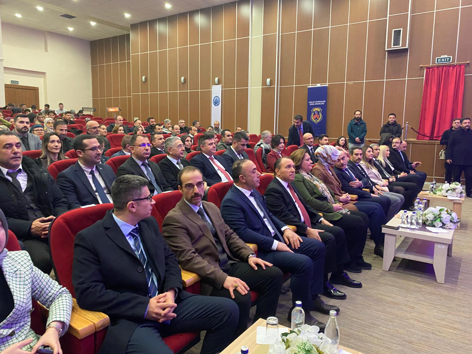 F611C040 B072 45D8 Ad00 Adb5013C85Bc