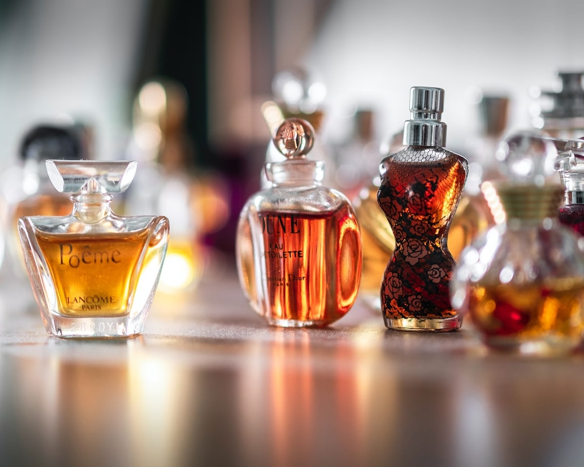 Lg B 24 Saat Kalici En Iyi Acik Parfum Markalari 1