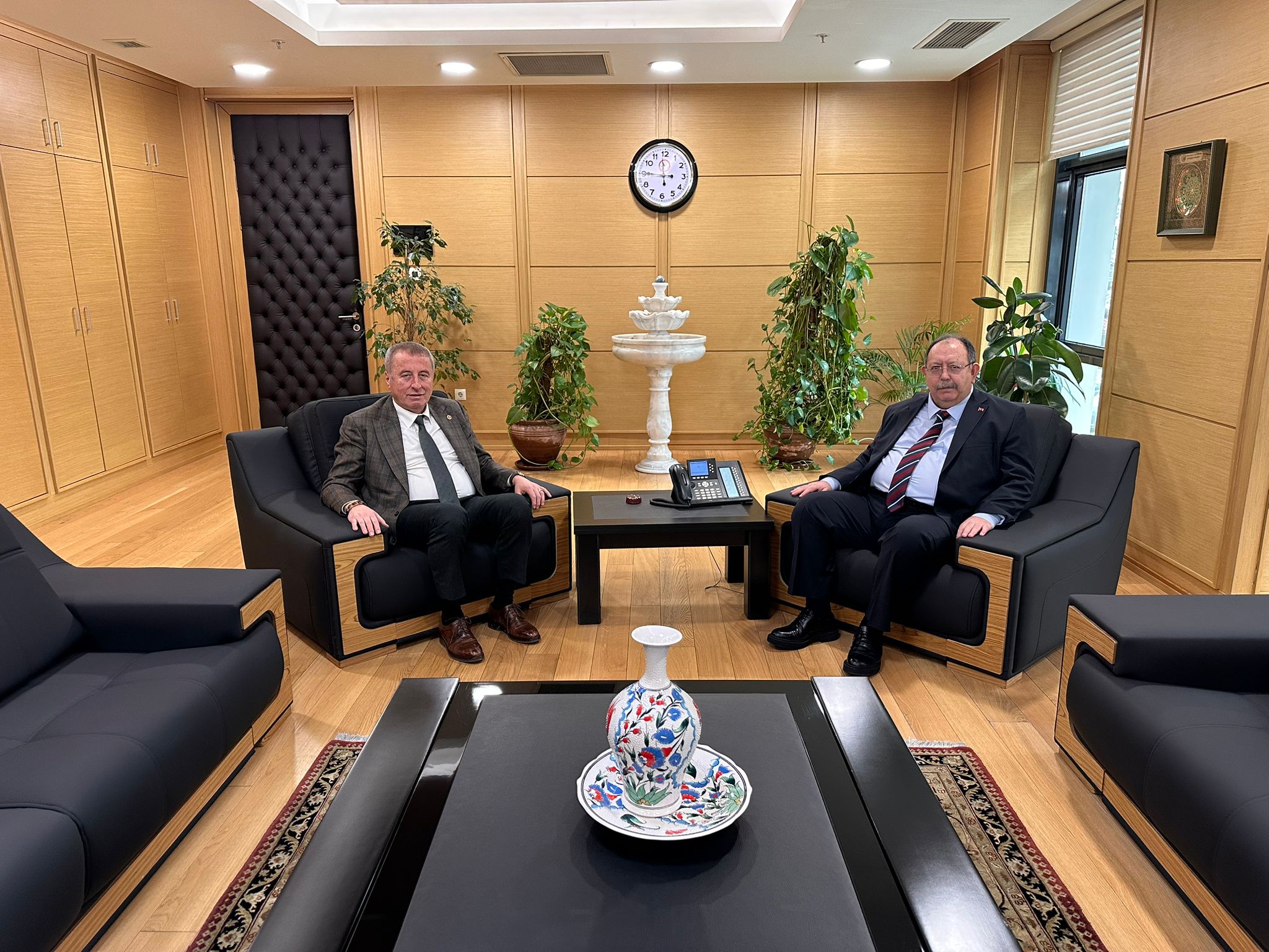 Mi̇lletveki̇li̇ Olgun’dan Veda Zi̇yareti̇ 2